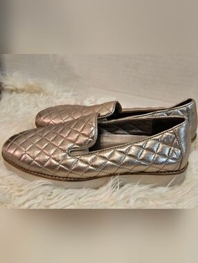 Quilted Metallic Slip-On Loafers - Gold